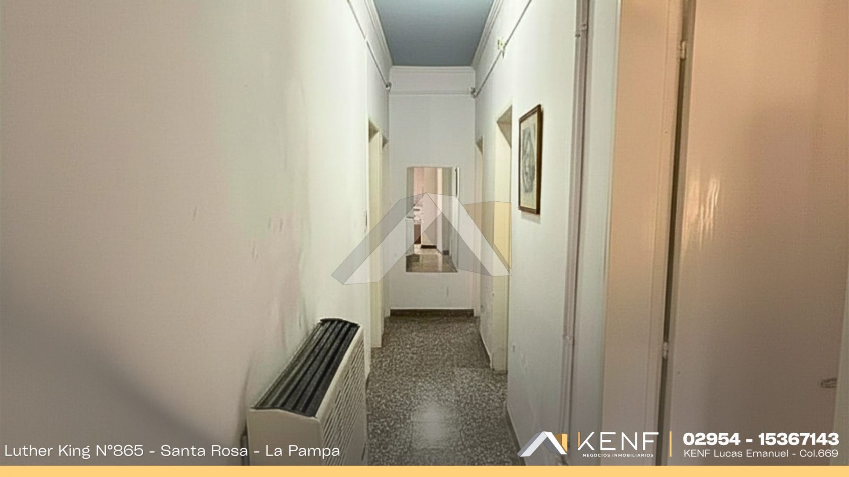 CASA EN VENTA A METROS DE AV. PEDRO LURO