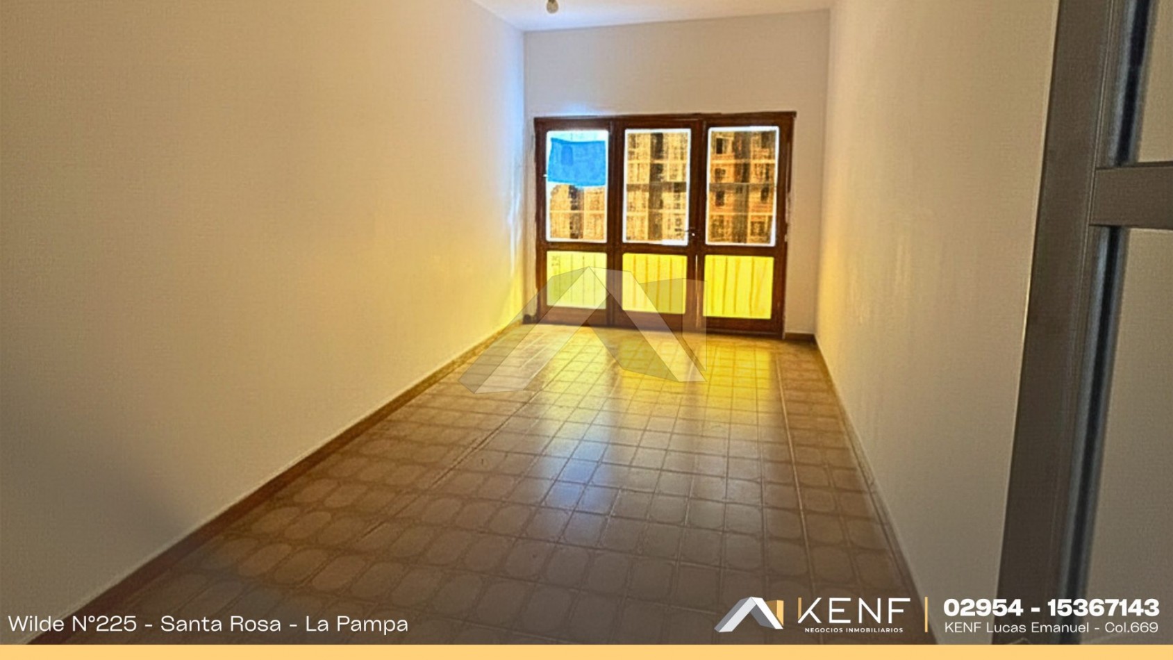 CASA EN VENTA A METROS DE AV. PEDRO LURO