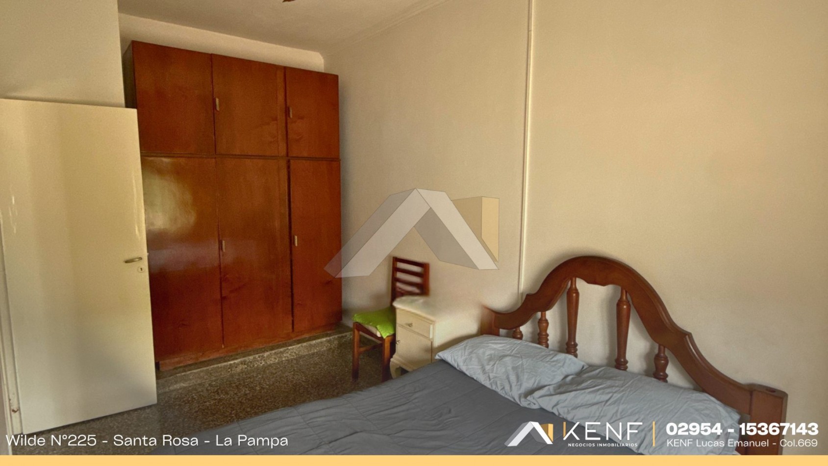 CASA EN VENTA A METROS DE AV. PEDRO LURO